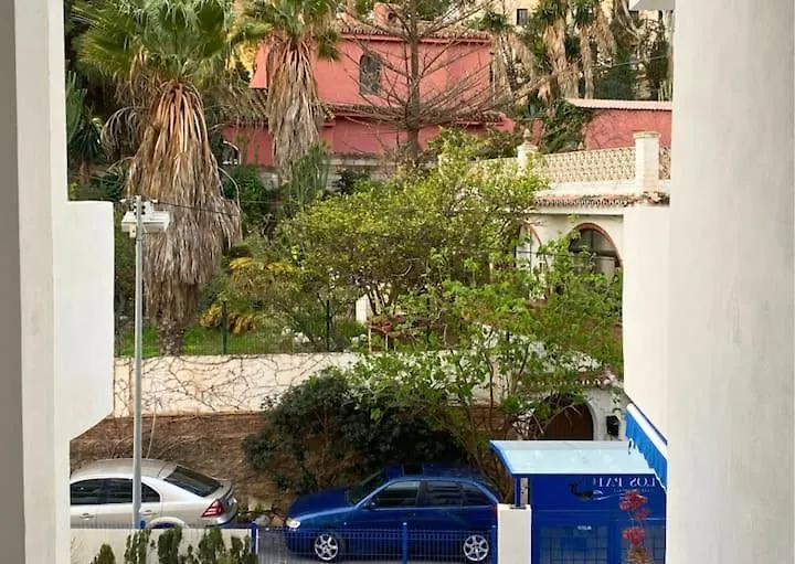 דירות בנאלמדנה Urb Los Patos